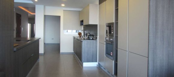 3 bedrooms Apartment in Saint Julian's, Malta No. 8456 8