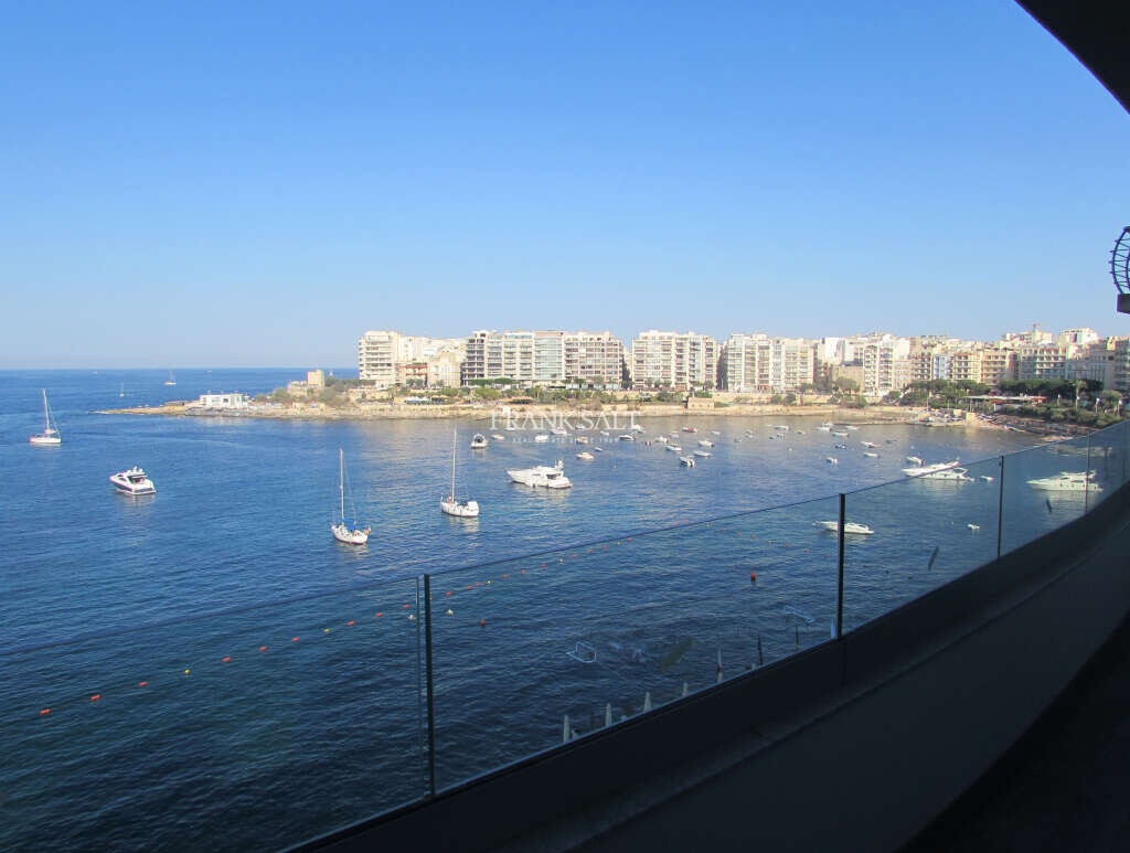 3 bedrooms Apartment in Saint Julian's, Malta No. 8456