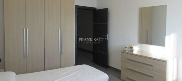 3 bedrooms Apartment in Saint Julian's, Malta No. 8456 18