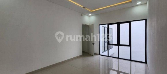 Casa T5 em Kalideres, Indonesia N.º 1996 8