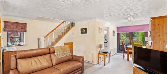 3 bedrooms House in Crawley, United Kingdom No. 1074 13