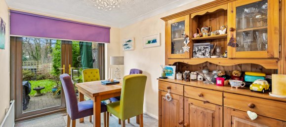 3 bedrooms House in Crawley, United Kingdom No. 1074 9