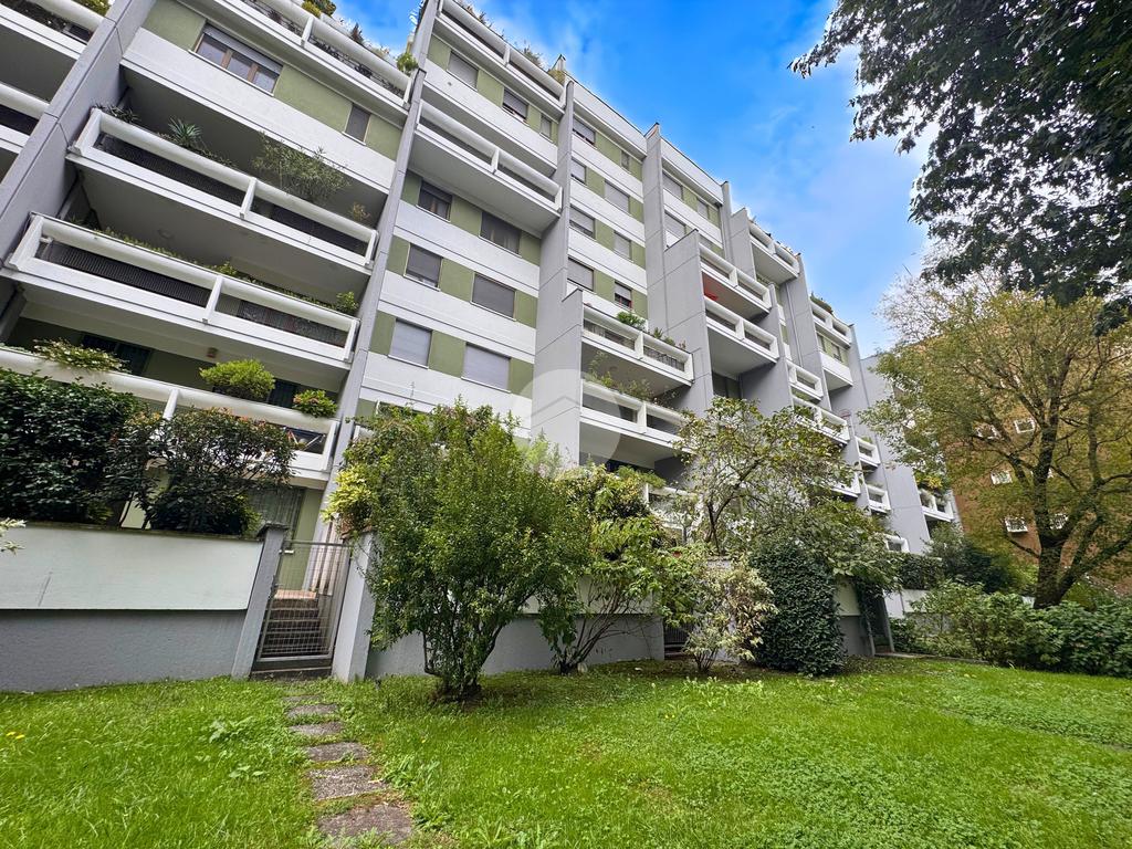 2 Schlafzimmer Wohnung in Peschiera Borromeo, Italy, Nr. 378875