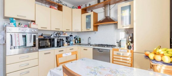 8 rooms Apartment in Levanto, Italy No. 107055 11