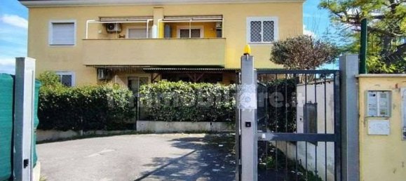 2 bedrooms Apartment in Rome, Italy No. 321415 4