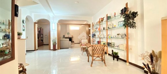 Villa de 6 divisões em Guidonia Montecelio, Italy N.º 4809 57