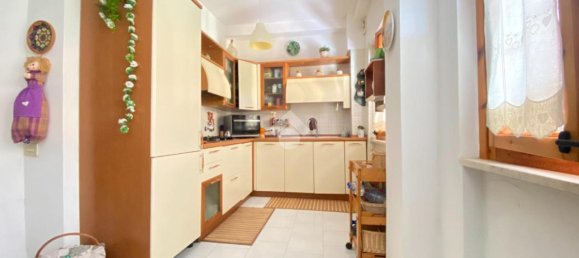 Villa de 6 divisões em Guidonia Montecelio, Italy N.º 4809 60