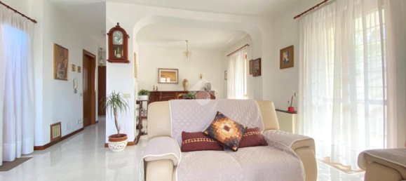 Villa de 6 divisões em Guidonia Montecelio, Italy N.º 4809 14