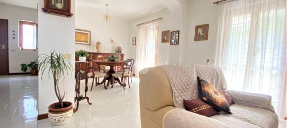 Villa de 6 divisões em Guidonia Montecelio, Italy N.º 4809 41