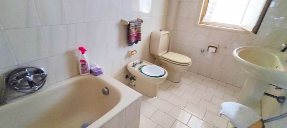 4-Zimmer Wohnung in Valverde, Italy, Nr. 216666 20