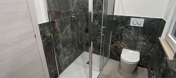 2-salle Appartement à Turin, Italy No. 212762 18