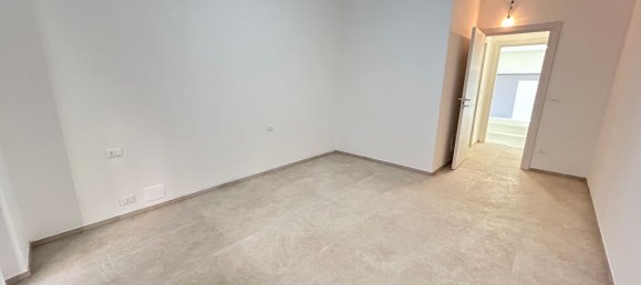 2-salle Appartement à Turin, Italy No. 212762 16