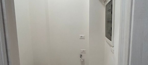 2-salle Appartement à Turin, Italy No. 212762 17