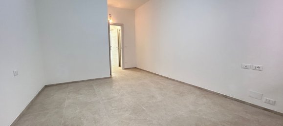 2-salle Appartement à Turin, Italy No. 212762 13