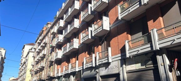 2-salle Appartement à Turin, Italy No. 212762 23