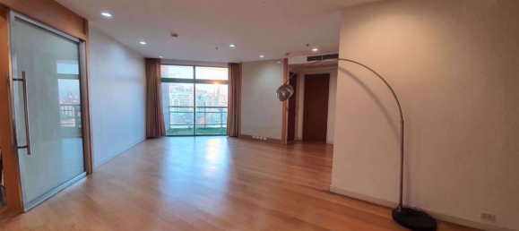4 bedrooms Condo in Bang Kho Laem, Thailand No. 4432 3