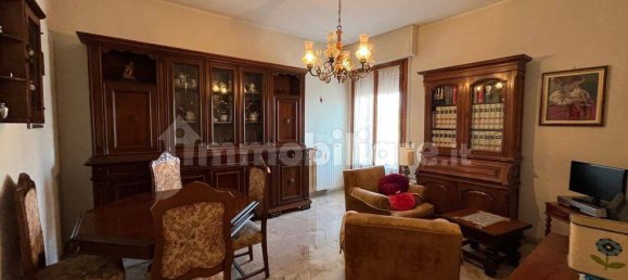 2 bedrooms Apartment in Florence, Italy No. 361866 4