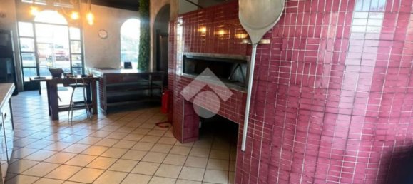 1-Zimmer Gewerbliche Immobilie in Gorlago, Italy, Nr. 141654 29