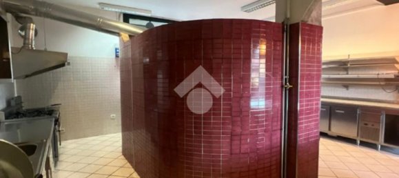 1-Zimmer Gewerbliche Immobilie in Gorlago, Italy, Nr. 141654 2