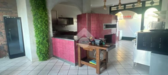 1-Zimmer Gewerbliche Immobilie in Gorlago, Italy, Nr. 141654 16