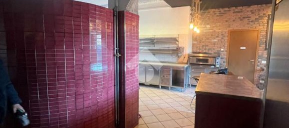 1-Zimmer Gewerbliche Immobilie in Gorlago, Italy, Nr. 141654 5