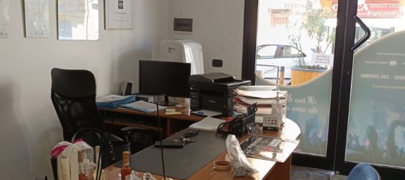 26m² Commercial property in Campofelice di Roccella, Italy No. 285874 6