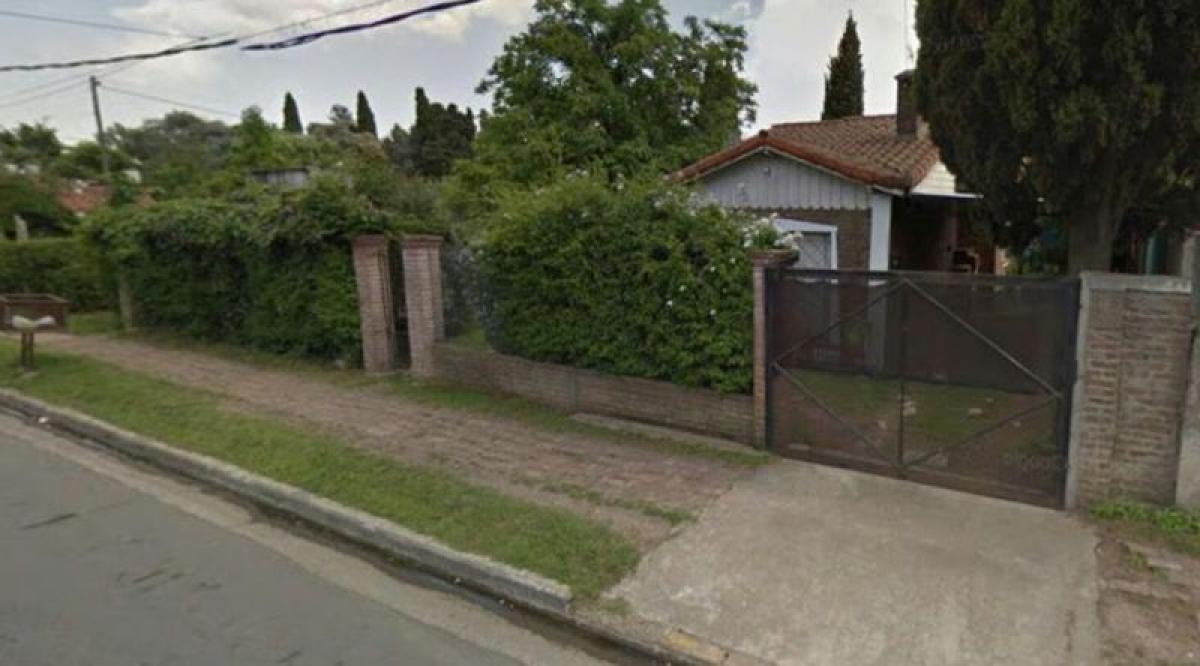 Studio in Almirante Brown, Argentina No. 90959