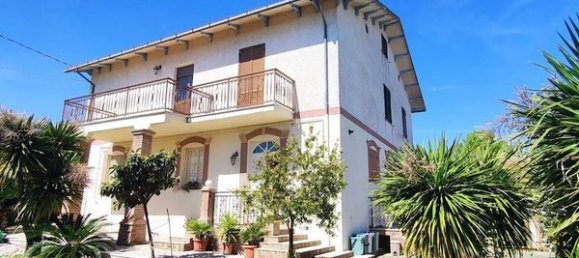 7 rooms Villa in Scerni, Italy No. 223164 12