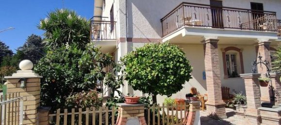 7 rooms Villa in Scerni, Italy No. 223164 25