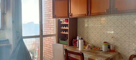 6 rooms Apartment in Modena, Italy No. 113673 4