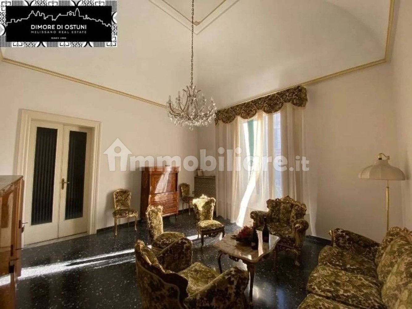  بناية في Ostuni, Italy 300متر مربع رقم 348137