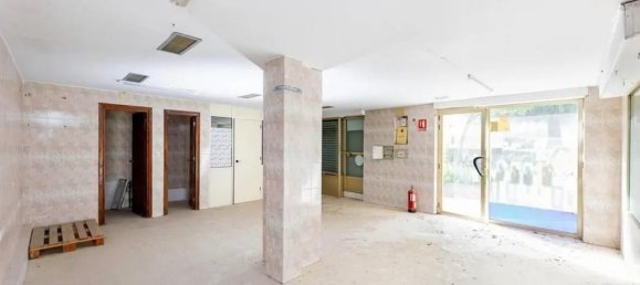  عقار تجاري في Granada, Spain 205متر مربع رقم 166609 18