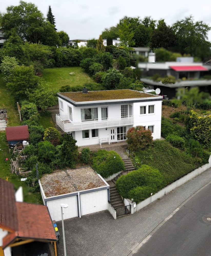 Casa de 6 habitaciónes en Rhein-Lahn, Germany No. 285606