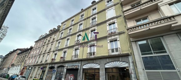 Apartamento de 2 dormitorios en Grenoble, France No. 202683 2