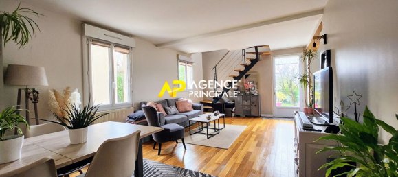 Casa de 3 dormitorios en Argenteuil, France No. 138898 3