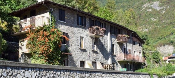 2 bedrooms Apartment in Breno, Italy No. 273587 7