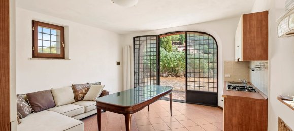 10 rooms House in Città della Pieve, Italy No. 58465 25