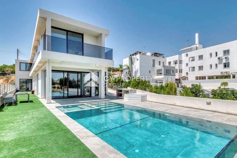 4 bedrooms House in Aradippou, Cyprus No. 6773