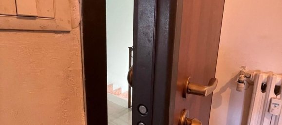 3 rooms Apartment in Turin, Italy No. 175559 7