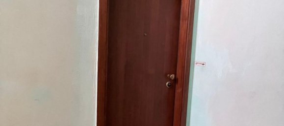 3 rooms Apartment in Turin, Italy No. 175559 6