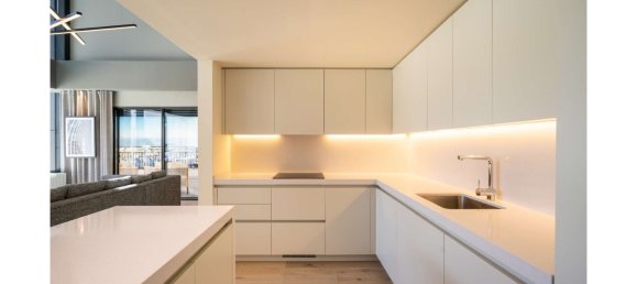 2 bedrooms Apartment in Lisbon, Portugal No. 107442 9