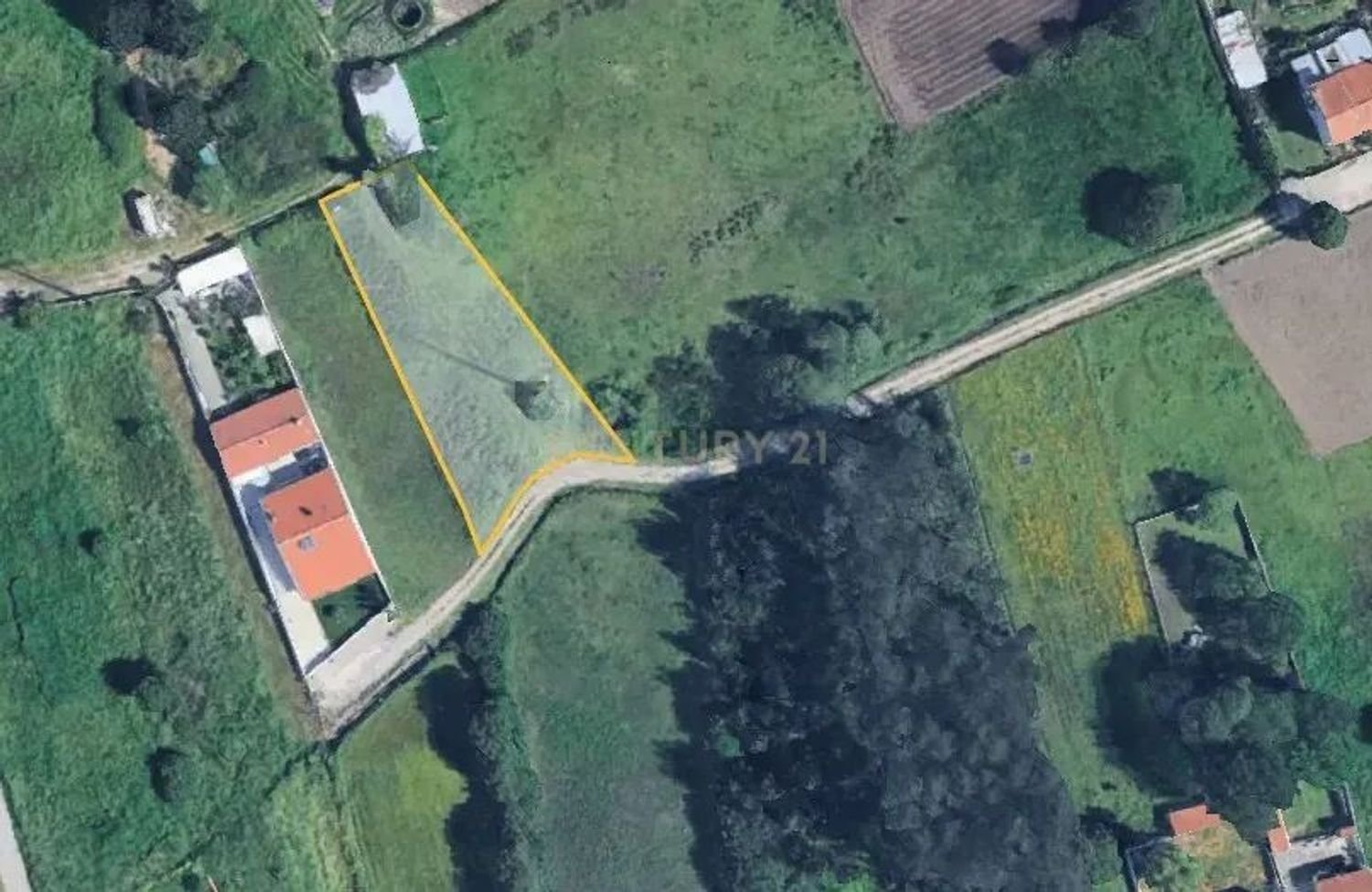  Land in Cacia, Portugal No. 199803