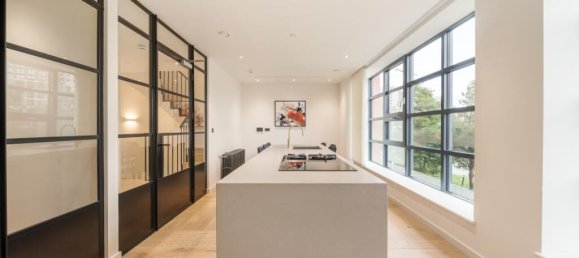 3 bedrooms Townhouse in London, United Kingdom No. 8276 14