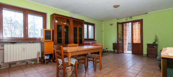 Дом с 5 комнатами в Баньоло Пьемонте, Италия № 142259 12