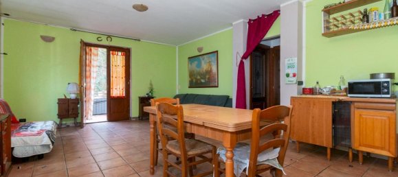 Дом с 5 комнатами в Баньоло Пьемонте, Италия № 142259 13