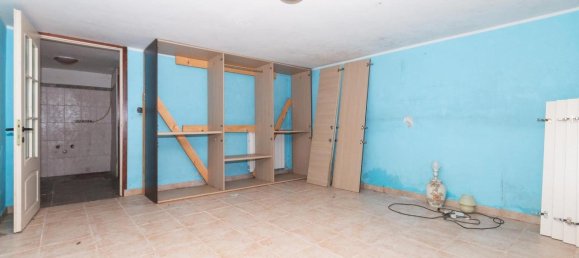 Дом с 5 комнатами в Баньоло Пьемонте, Италия № 142259 24