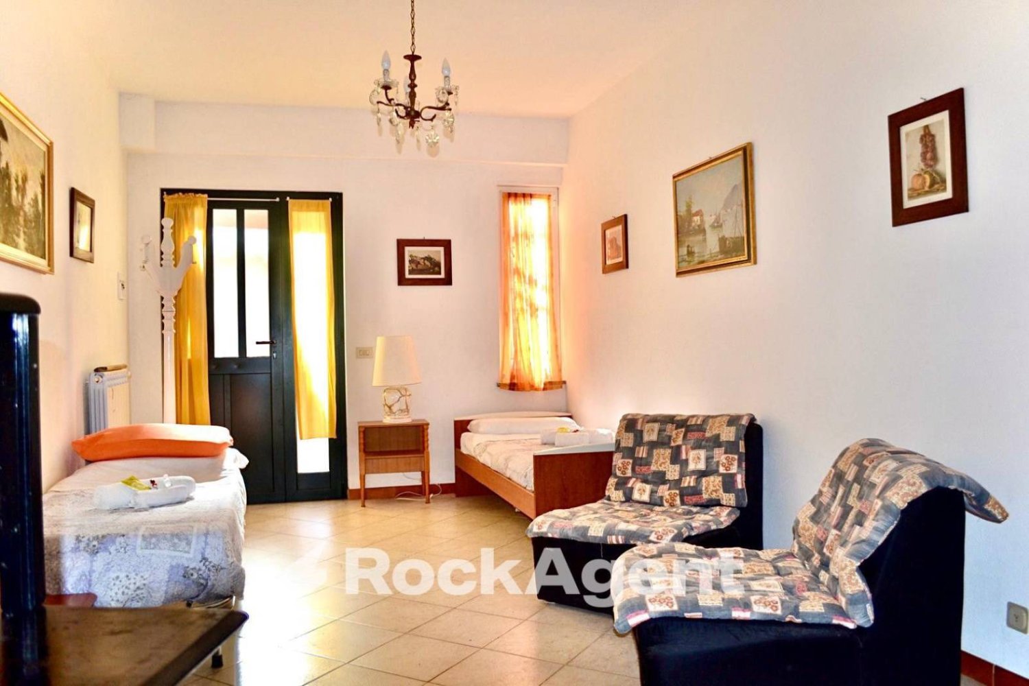 Квартира с 1 спальней в Сан Коломбано Чертеноли, Италия № 337208