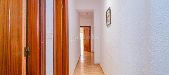 4 bedrooms Apartment in Granada, Spain No. 133614 16