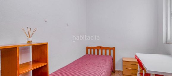 4 bedrooms Apartment in Granada, Spain No. 133614 20