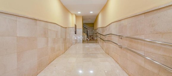 4 bedrooms Apartment in Granada, Spain No. 133614 26